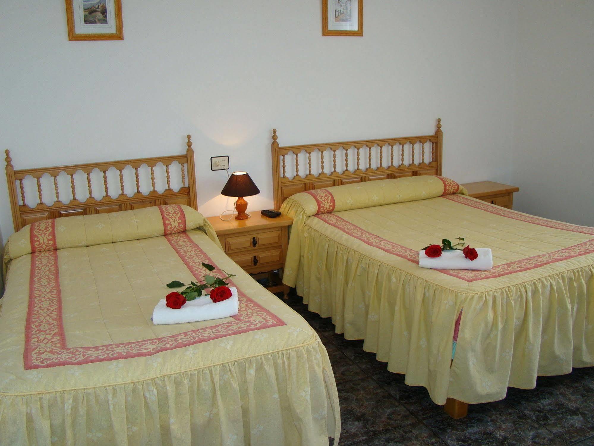 Hostal San Roque Vera Dış mekan fotoğraf