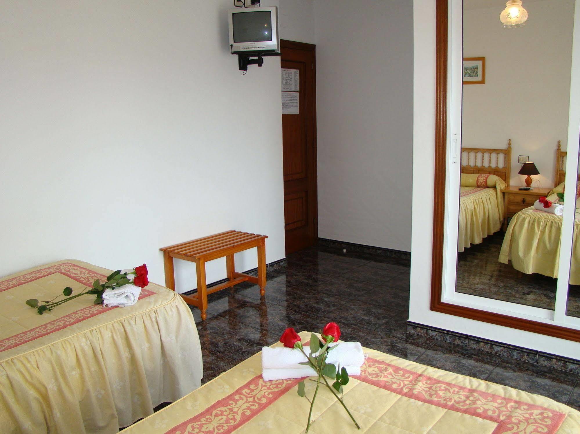 Hostal San Roque Vera Dış mekan fotoğraf